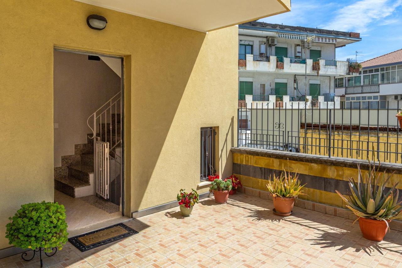 Villetta Desiderio Apartment Giardini-Naxos Buitenkant foto
