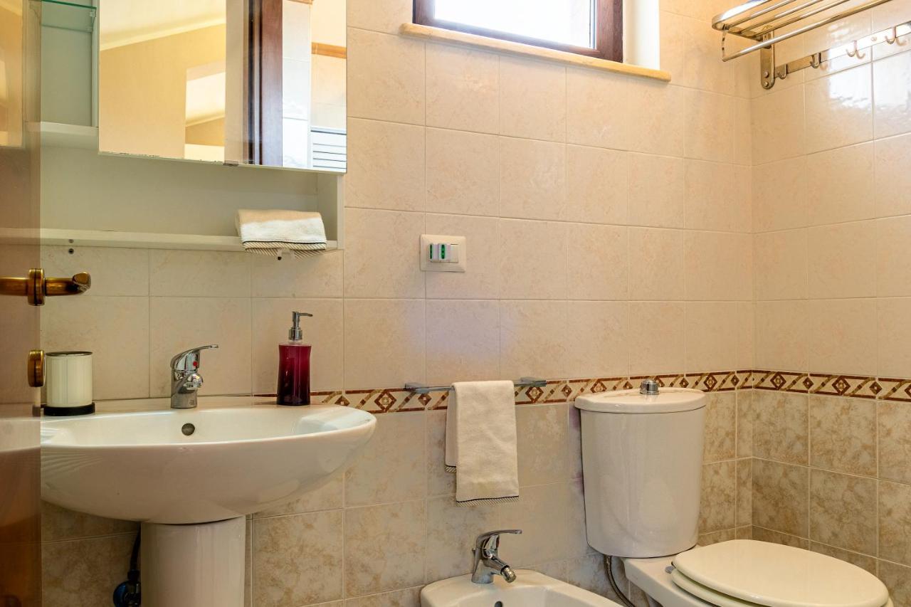 Villetta Desiderio Apartment Giardini-Naxos Buitenkant foto